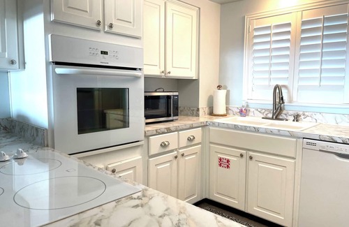 Fernandina Beach Condo | Amazing Pool/Oceanfront Views from this Second Floor Condo at Amelia by the Sea!