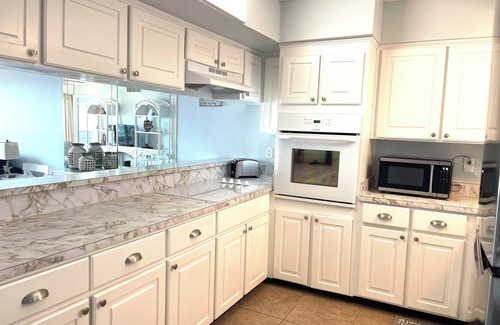 Fernandina Beach Condo | Amazing Pool/Oceanfront Views from this Second Floor Condo at Amelia by the Sea!