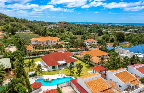 Khao Tao Villa | Amazing Private 6 Bedroom Pool Villa ED60