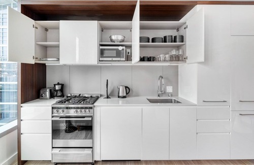 South Beach Apartment | Amazing Rincon Hill 1BR w/W/D, Gym & Pool, near Tech HQs, by Blueground