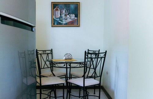 IronShore Estates Apartment | Amazing- Rose’s Comfy Studio