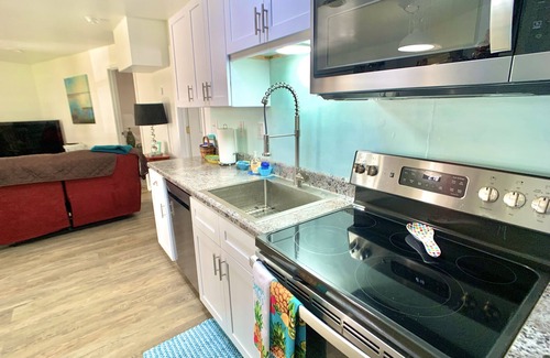 Wilmington Beach Apartment | ❤️Amazing Round House, Ground Floor Unit, Easy Walk To The Beach, Self Check-In