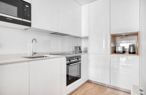 Recoletos Apartment | Amazing Salamanca 1BR, near El Retiro Park, by Blueground