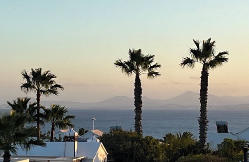 Playa Blanca Villa | Amazing sea and mountain views, heated pool and jacuzzi, airconditionn