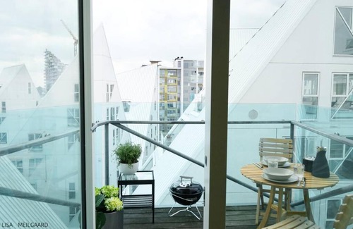 Aarhus C Apartment | Amazing sea view apartment (The Iceberg), Aarhus C