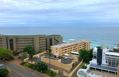 Ballito Apartment | AMAZING SEA VIEW APARTMENT IN BALLITO