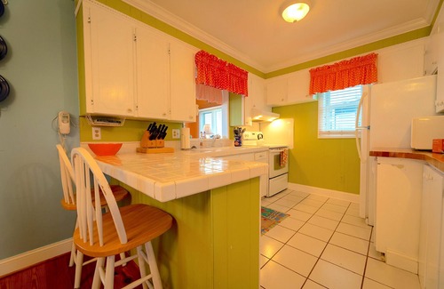 Emerald Isle Cottage | Amazing Sound Front Cottage with Private Pier and In-Ground Pool!