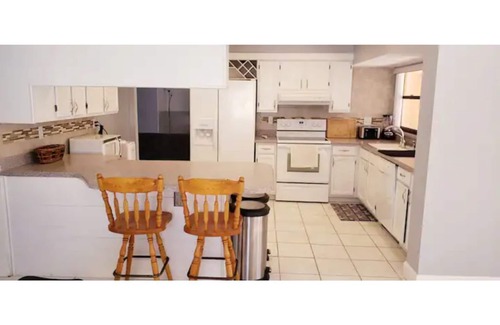 Villa De Palmas Sykes Cove House | AMAZING Space Coast Family Home with private pool