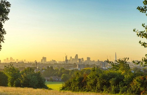 Archway Apartment | Amazing St Peters Church Conversion for 10 by Hampstead Heath
