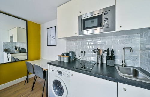 Farringdon Apartment | Amazing Studio Flat In London