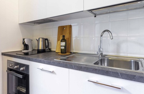 Trieste City Centre Apartment | Amazing Studio in the City Center ★ Fast Wifi