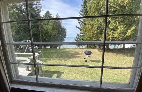 Washington Island House | Amazing Sunsets 280 Ft. Shore 2.5 Acres Great Cottage!