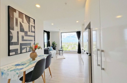 Newton House | Amazing Sunset View Penthouse