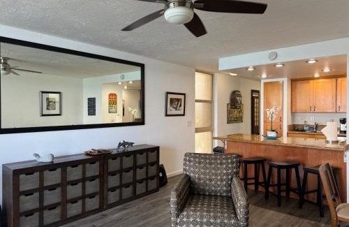 Kahana Apartment | Amazing Sunsets Oceanfront Views - indigomaui -