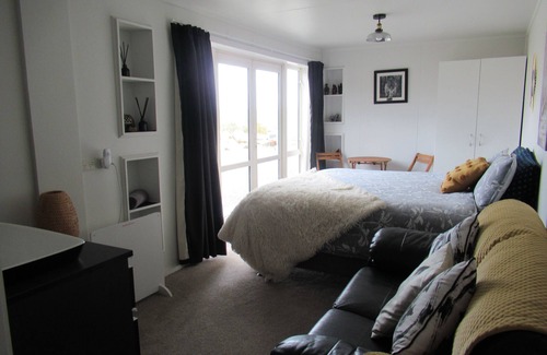 Moana House | Amazing Sunsets & Trout Fishing Lake Brunner
