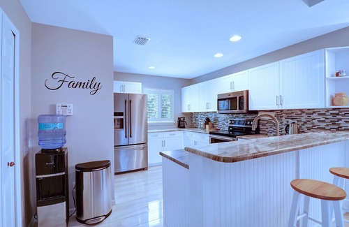 Rural Estates House | Amazing tropical view villa with heated salted water pool/spa & game room