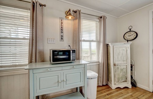 North Topsail Beach House | Amazing Two Bedroom Oceanfront Beach House