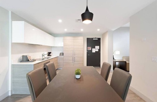Hollywood Condo | Amazing unit in Hollywood Beach Resort & beach access