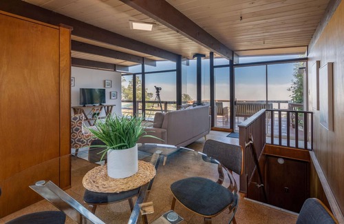 Pacifica House | AMAZING UNOBSTRUCTED OCEAN VIEW Entire Home in Pacifica / San Francisco