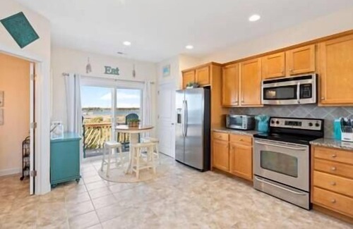 Ocean City Beach House | Amazing Views, Hot Tub, Elevator, Steps to Beach