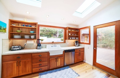 Bodega Bay House | Amazing view!4bed/2bath/hot tub