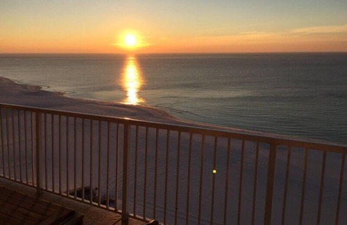 Orange Beach Condo | Amazing View! Admirals Quarters 1209 - Large 4BR/4Bath Gulf Front Corner Unit