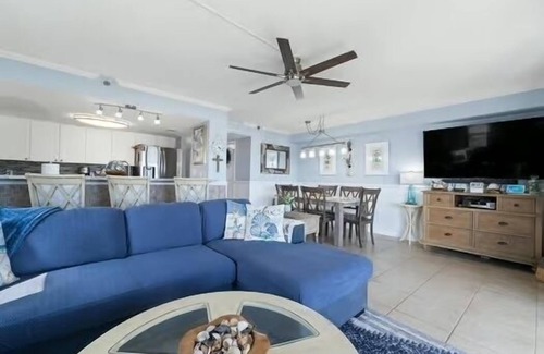 Ono Island Condo | Amazing View! Luxury Beachfront Get Away. 3 BR/2 BA 1st Floor Unit on the beach!
