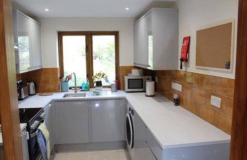 Bourton Cottage | Amazing views in luxury cottage