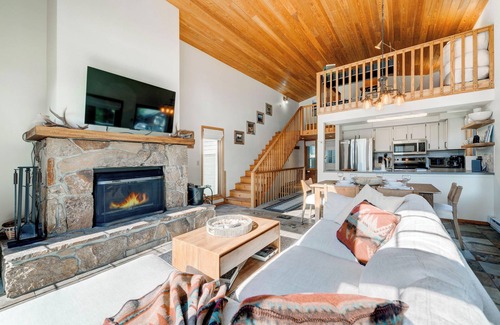 Big Sky Condo | Amazing Views, Large Balcony, Pool & Hot Tub, Grill, 2-bedroom Condo in Big Sky!