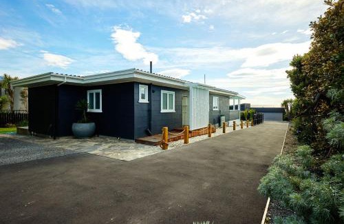Kaikoura House | Amazing Views Large Deck Sunny