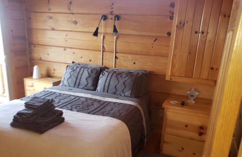 Great Cacapon Cabin | Amazing views!!