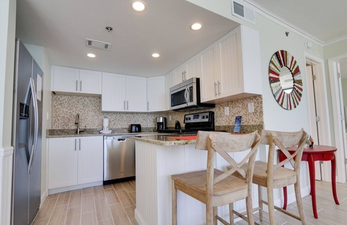 Panama City Beach Condo | *AMAZING VIEWS, B UNIT FULLY UPGRADED! WIFI & BEACH CHAIRS INCL.*