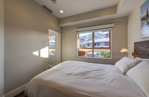 Whistler Village Condo | Amazing Village Condo with unparalleled Mountain Views overlooking the Olympic Plaza