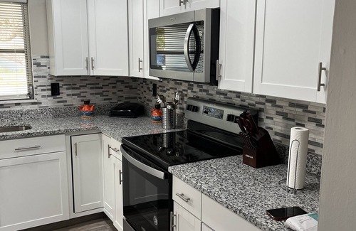 Venice Gardens House | Amazing well take care house in a great location.