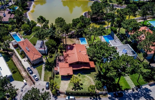 Charneca de Caparica e Sobreda House | Amazing Wooden House in Aroeira Golf Courses