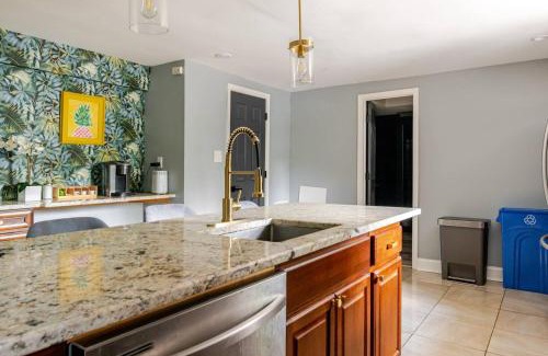 Oxon Hill House | Amazonia 7BD home