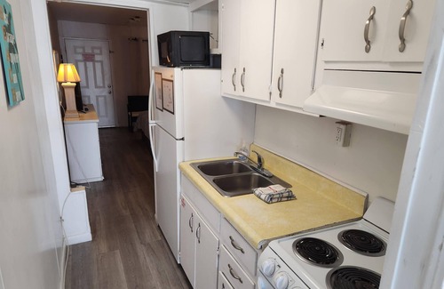Panama City Beach Condo | Ambassador 122 - Gulf Front - Pet Friendly