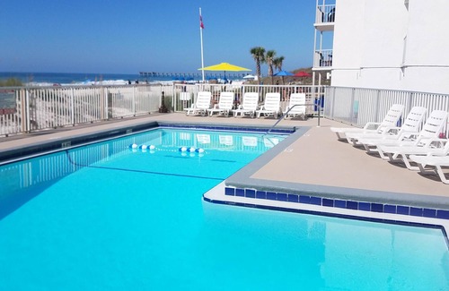 Panama City Beach Condo | Ambassador 122 - Gulf Front - Pet Friendly