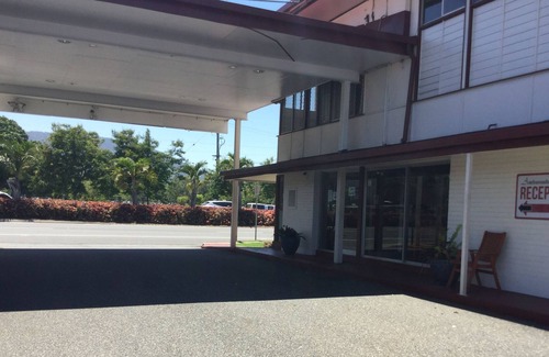 Park Avenue Hotel | Ambassador Motel