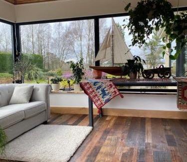 Oughterard House | Amber Carron