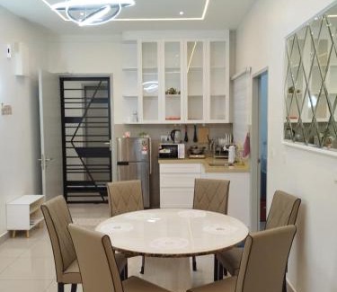 Malacca City Apartment | Amber Cove Leisure Homestay Melaka