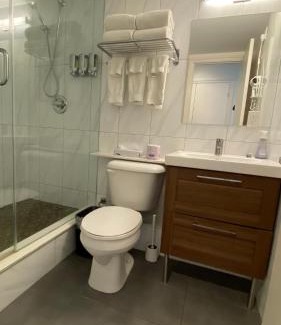 Grand Bend Hotel | Amber Hotel