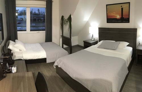 Grand Bend Hotel | Amber Hotel