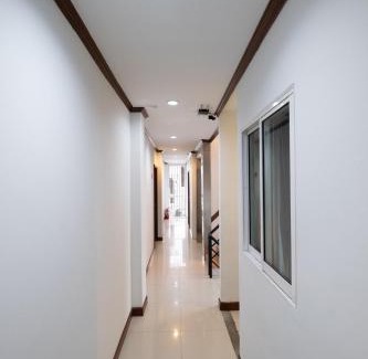 Thanon Phaya Thai House | Amber Inn