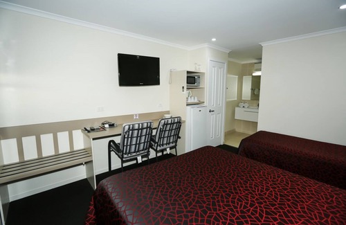 South Gladstone Hotel | Amber Lodge Motel