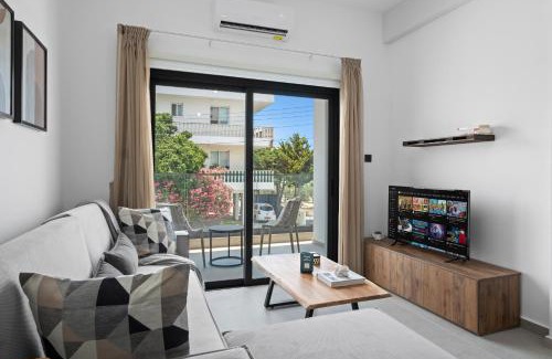 Universal Apartment | Amber Suites by Nomads