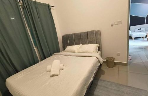 Malacca City Apartment | AmberCove Muji 4-5pax Cosy Home