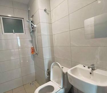 Malacca City Apartment | AmberCove Muji 4-5pax Cosy Home