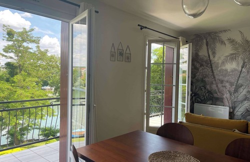 Thomery Apartment | Ambiance Seine