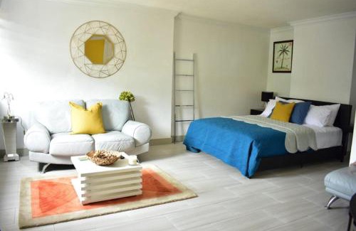 Ocho Rios Apartment | Ambleside & Turtle beach towers